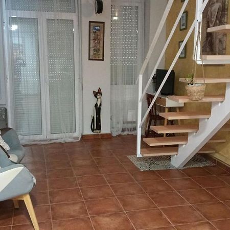 Appartement Loft In Ehemaligem Fischer Haus à Valence Extérieur photo