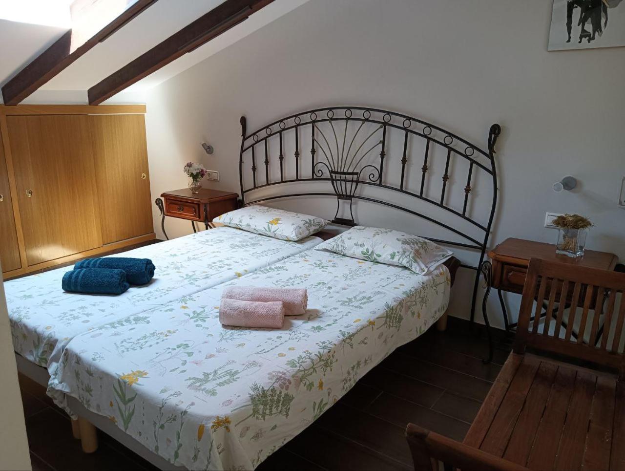 Appartement Loft In Ehemaligem Fischer Haus à Valence Extérieur photo