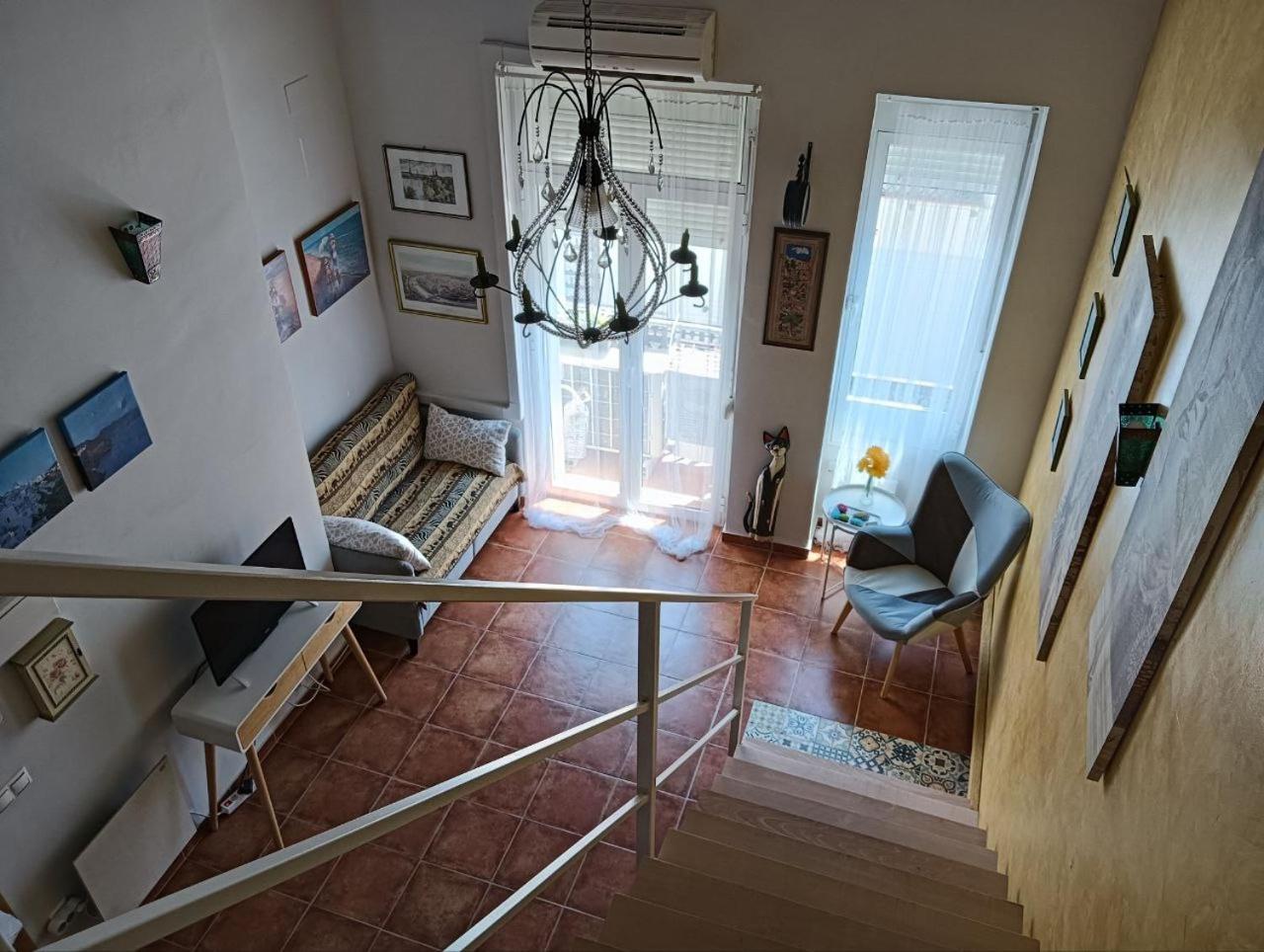 Appartement Loft In Ehemaligem Fischer Haus à Valence Extérieur photo